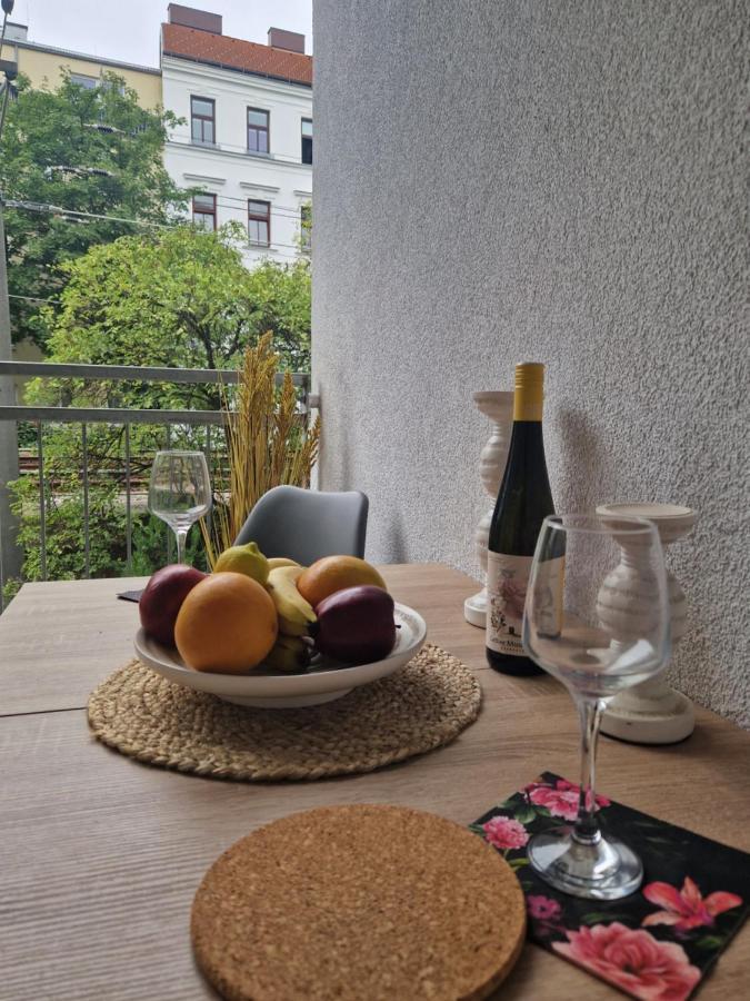 La Grande Apartment Wina Bagian luar foto