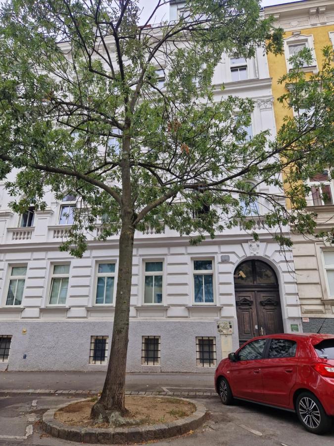 La Grande Apartment Wina Bagian luar foto