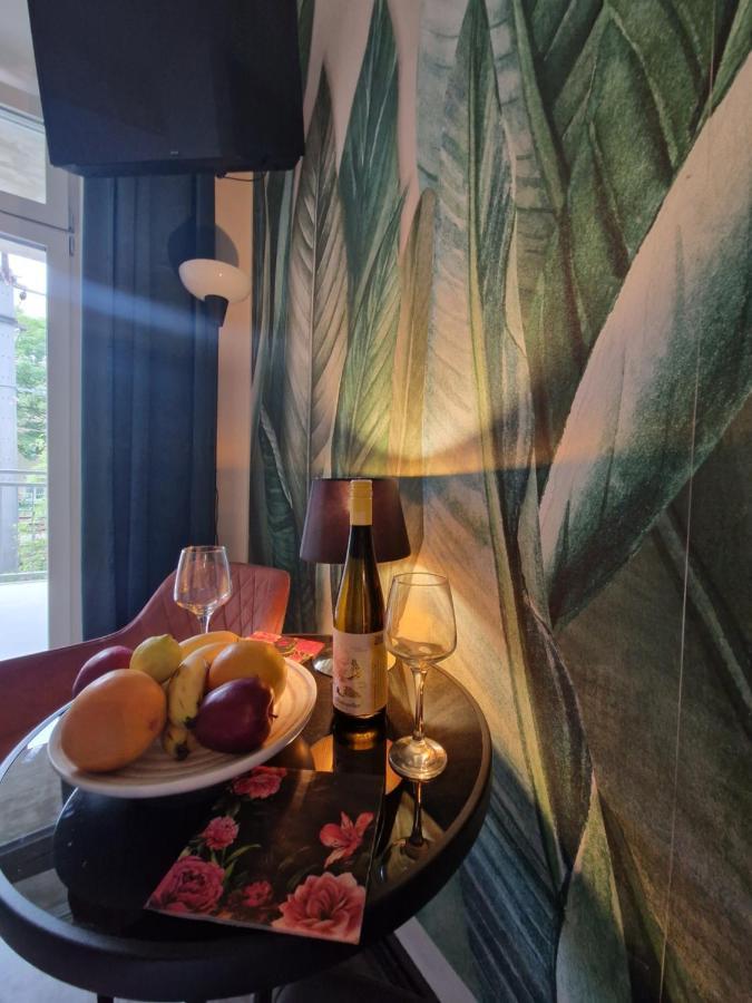 La Grande Apartment Wina Bagian luar foto